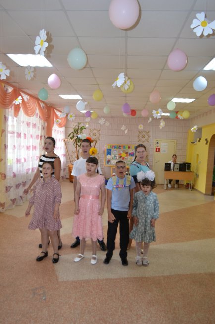 В «Центре содействия семейному воспитанию г. Челябинска» прошел праздничный концерт посвященный Дню защиты детей «Путешествие в стану Детства»